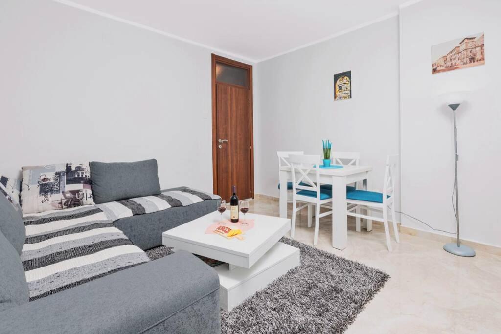 Apartment Milos Котор Экстерьер фото