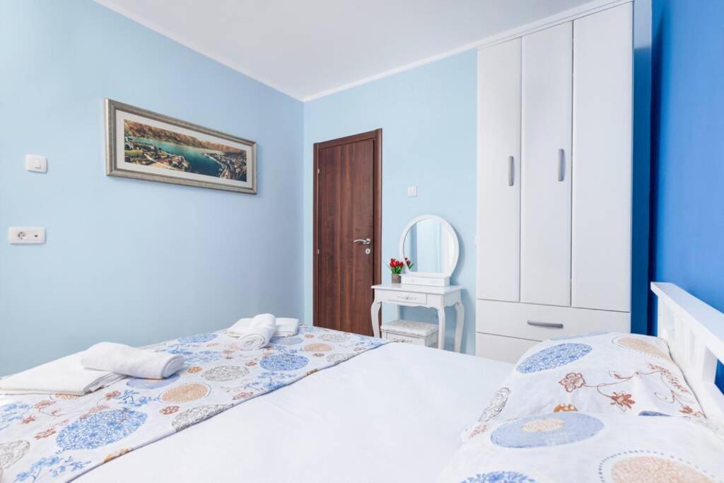 Apartment Milos Котор Экстерьер фото
